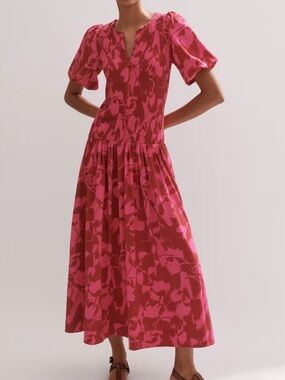 Me + Em Smocked Two Tone Tulip Printed Maxi Dress